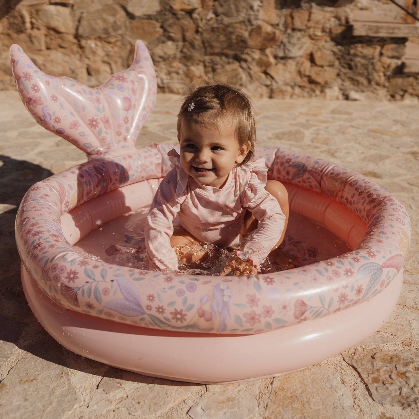 LITTLE DUTCH. Ολόσωμο μακρυμάνικο μαγιό με βολάν Dreamy Seashells