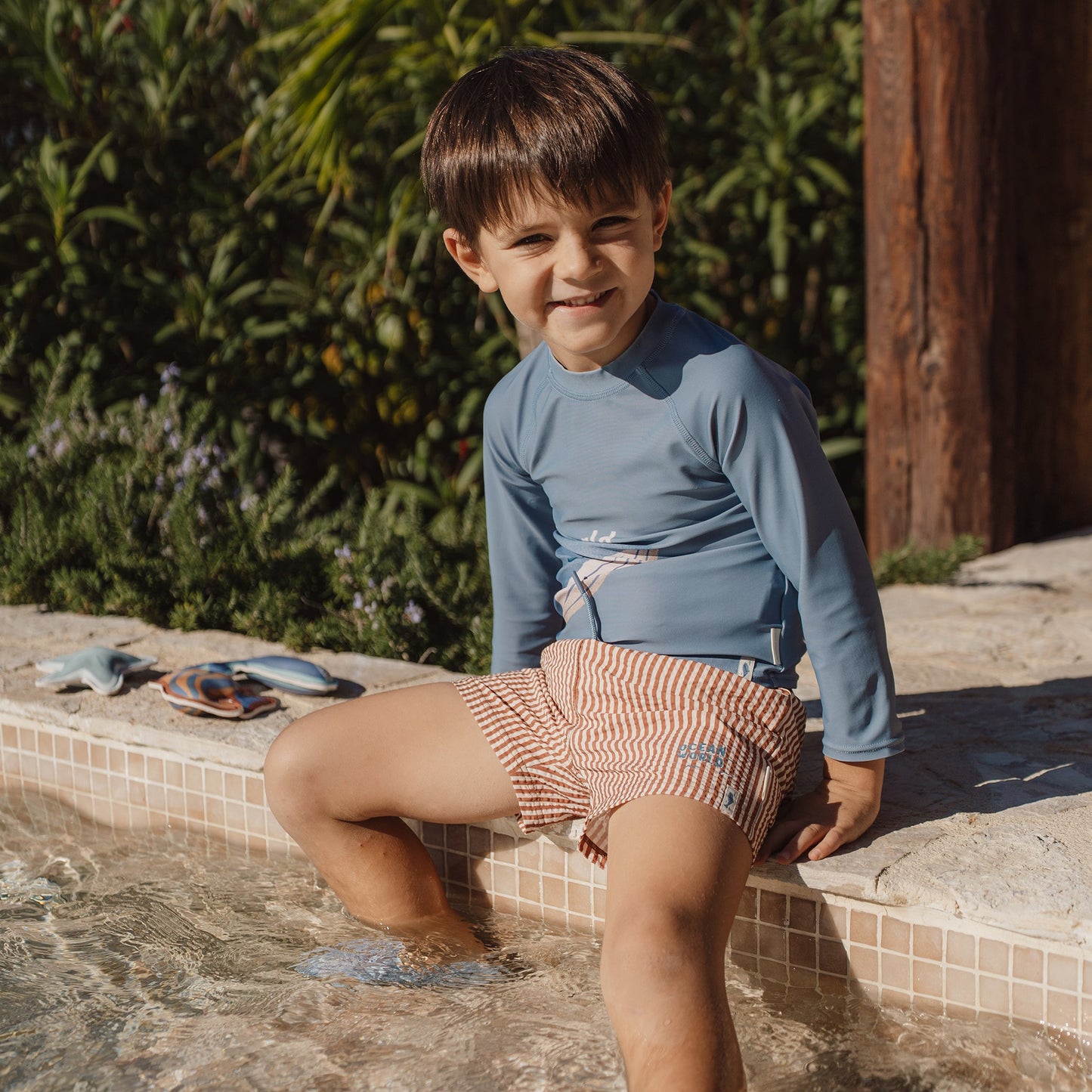 LITTLE DUTCH. Παιδικό μαγιό βερμούδα για αγόρια Ocean Brown Stripes