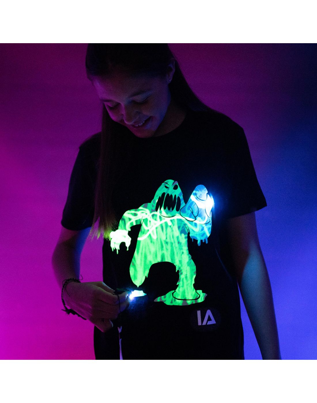 Illuminated Apparel.Παιδική Μπλούζα Interactive Glow Love Heart Monster