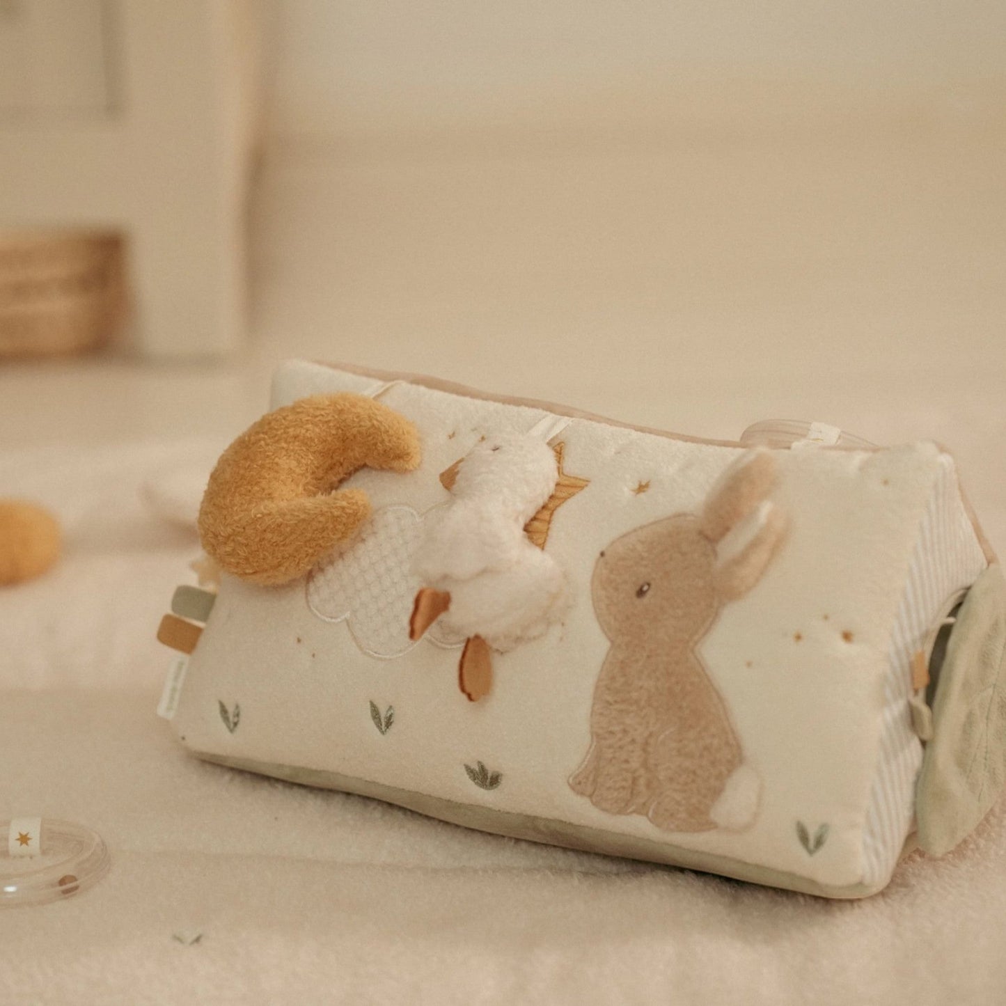LITTLE DUTCH. Υφασμάτινο τρίγωνο δραστηριοτήτων Newborn Naturals GRS