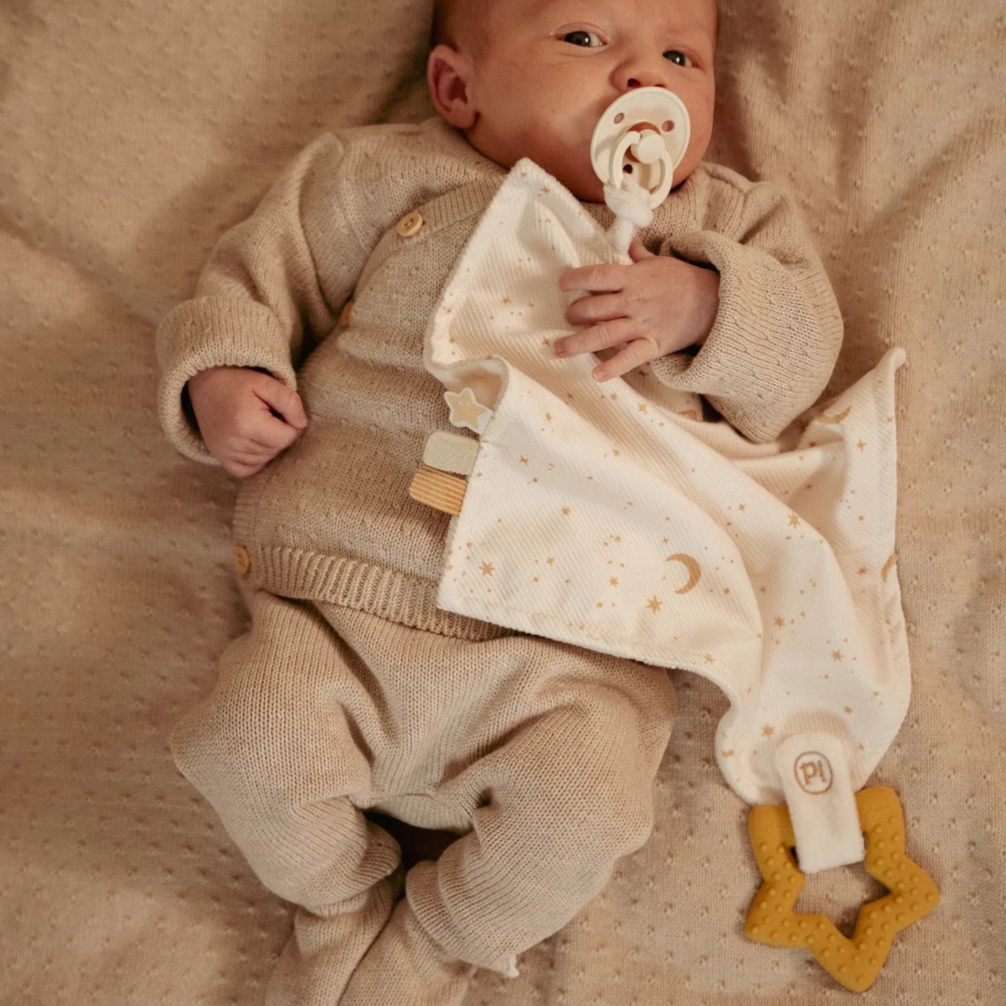 LITTLE DUTCH. Υφασμάτινο ντουντού με μασητικό Newborn Naturals GRS