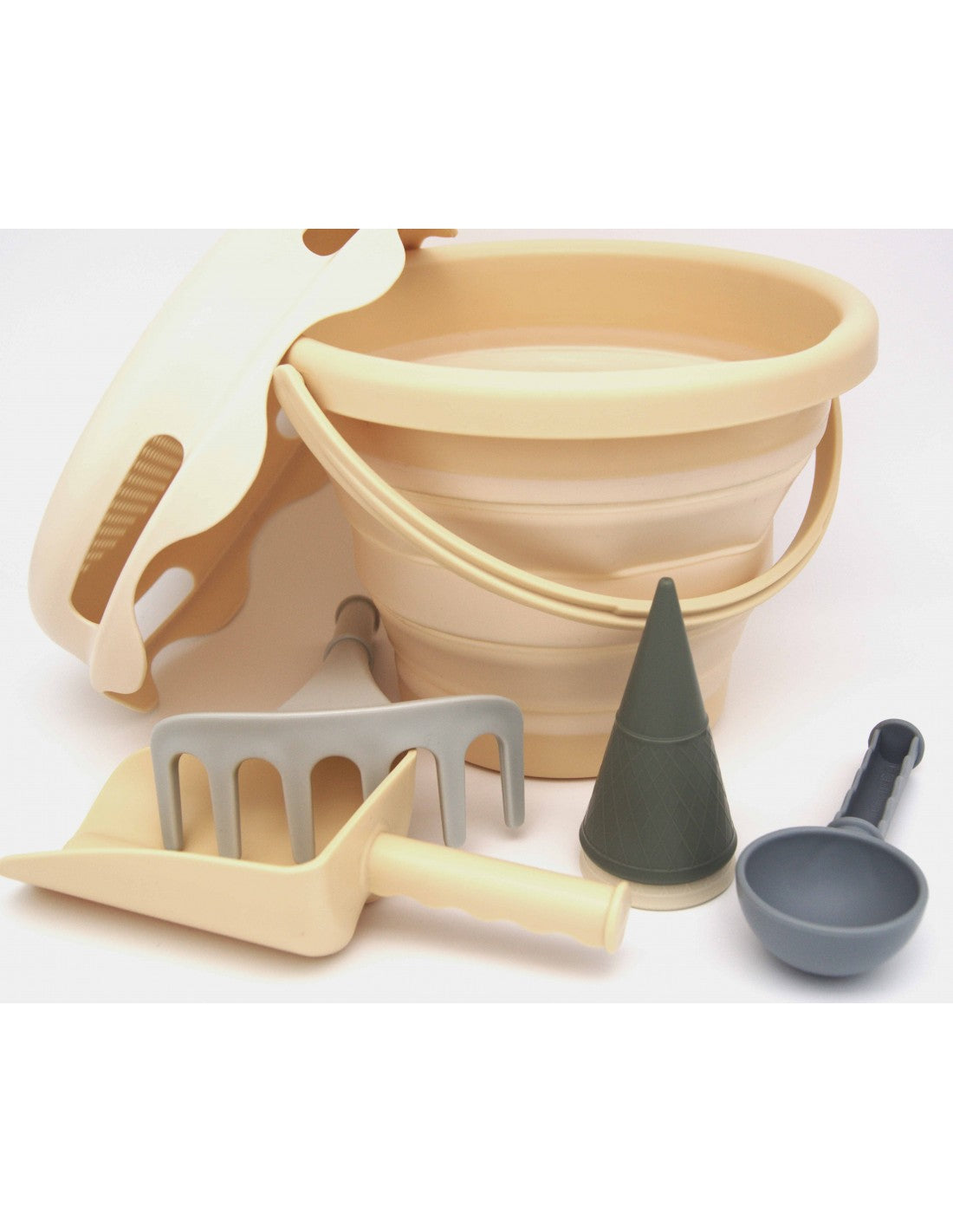 Compact Toys. 7in1 SAND TOYS - BEIGE