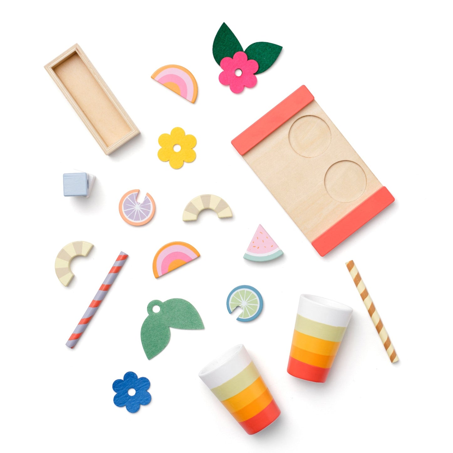 KIDS CONCEPT. Ξύλινο σετ παιχνιδιού με φρουτοποτά KID'S HUB