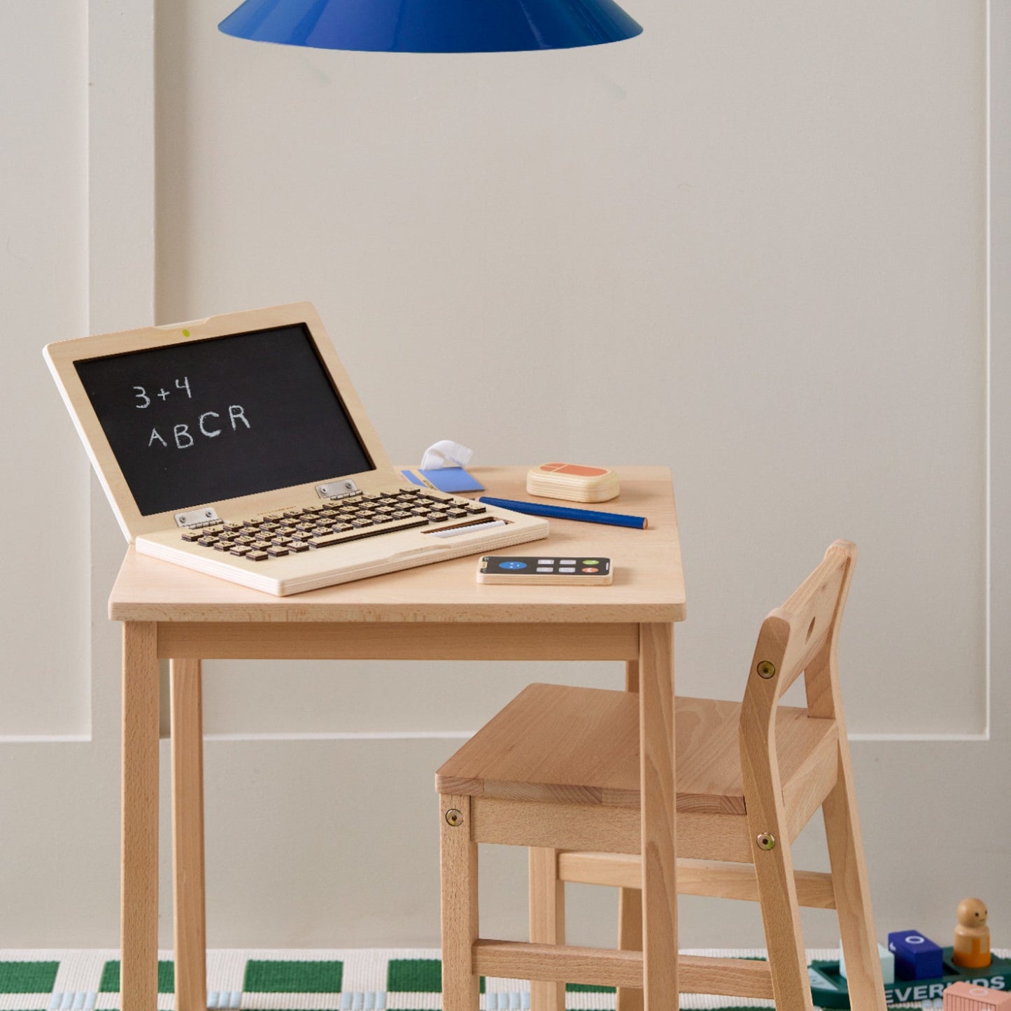 KIDS CONCEPT. Σετ γραφείου - Φορητός υπολογιστής KID’S HUB