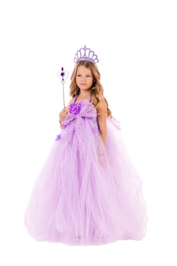 Fun Fashion. Princess Valerie