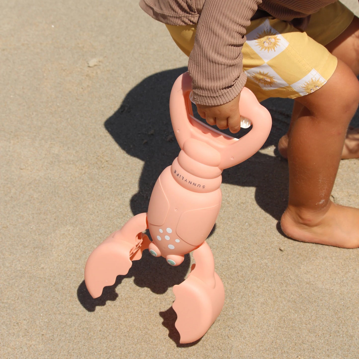 SunnyLife. Φτυαράκι άμμου Lobster Coral