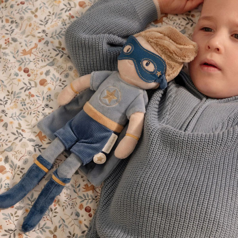 Little Dutch. Superhero Jim
