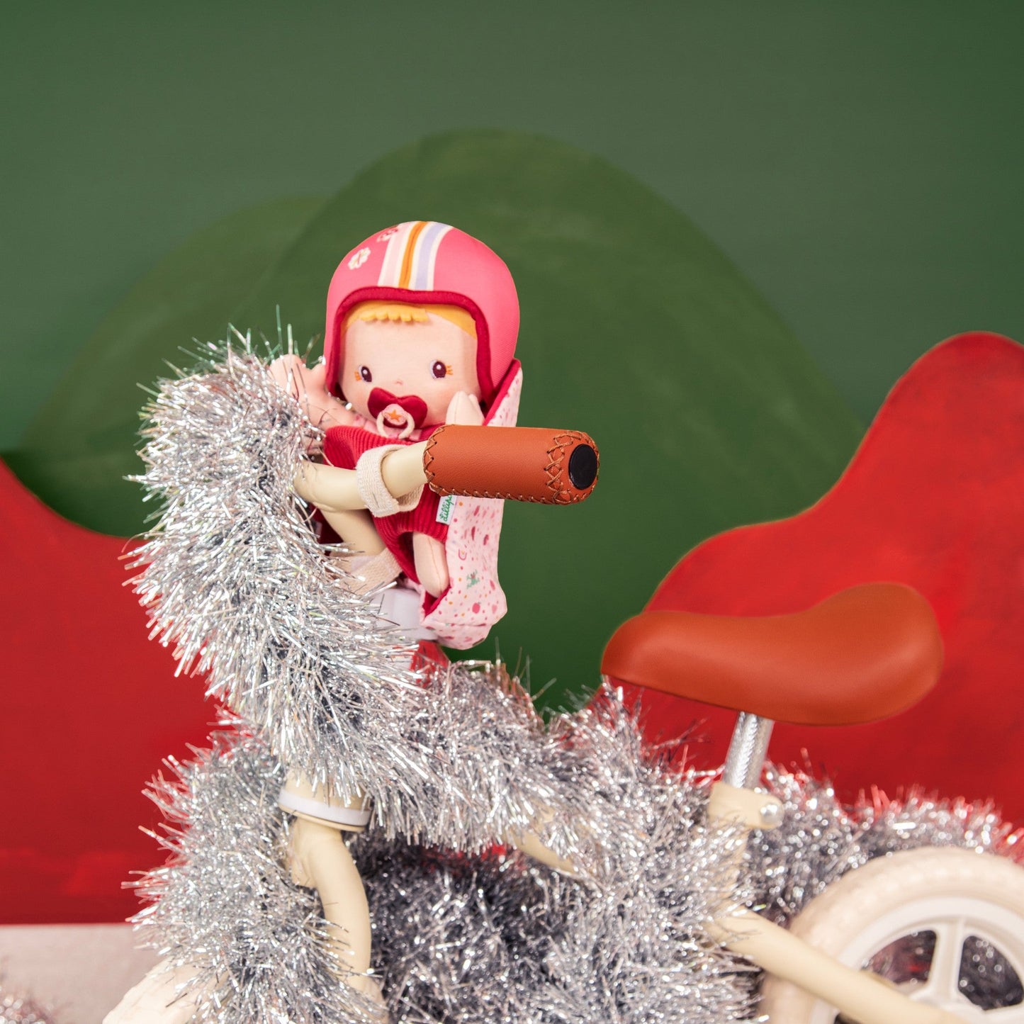 LILLIPUTIENS. Υφασμάτινη κούκλα Lena με κάθισμα ποδηλάτου