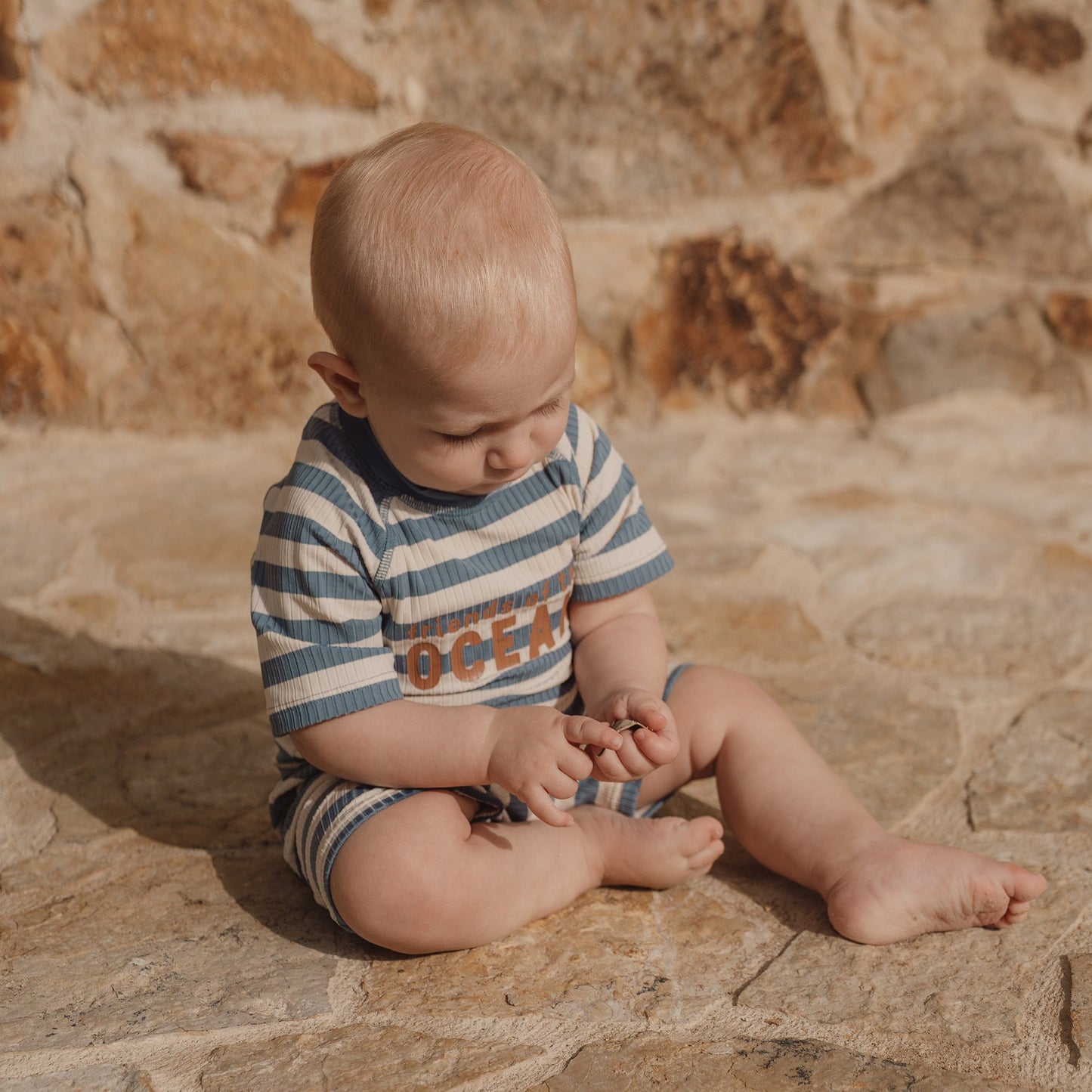 LITTLE DUTCH. Ολόσωμο κοντομάνικο μαγιό Ocean Blue Stripes