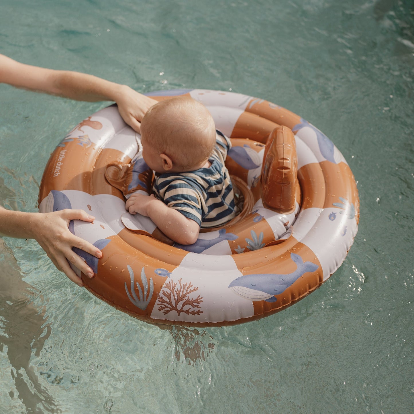 LITTLE DUTCH. Ολόσωμο κοντομάνικο μαγιό Ocean Blue Stripes
