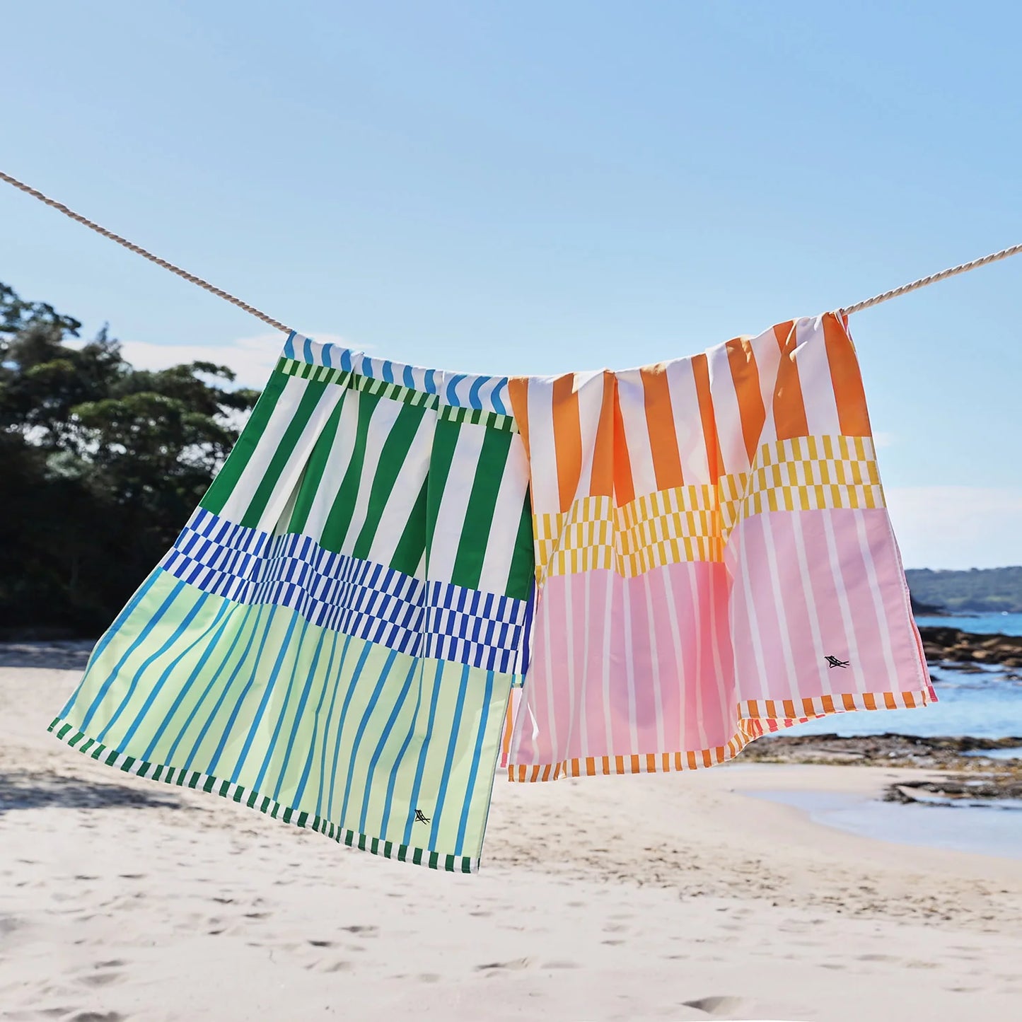 Dock & Bay: Πετσέτα θαλάσσης Quickdry Blueberry Spritz Microfiber (Μικροϊνες) L (160x90εκ.)