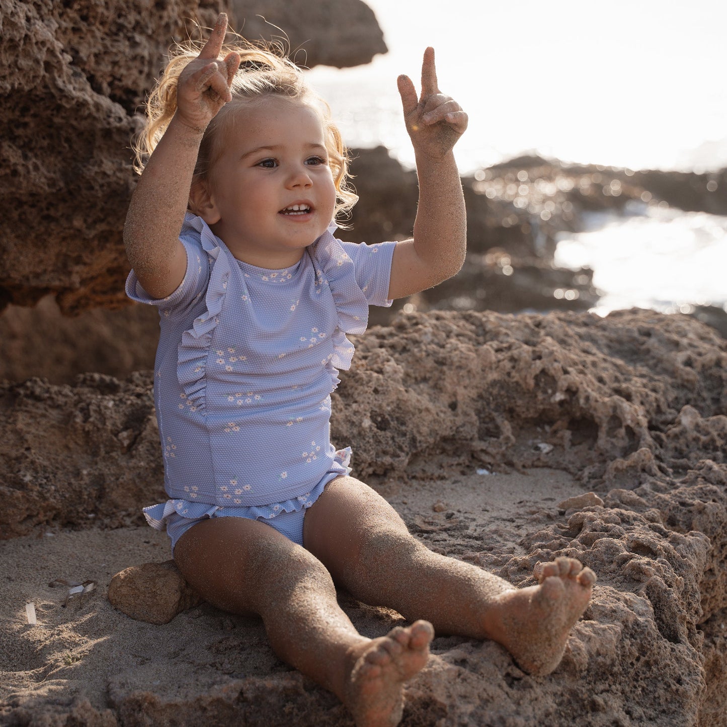 LITTLE DUTCH. Σετ μπλουζάκι κοντομάνικο και μαγιό μπικίνι UV Dreamy Lavender