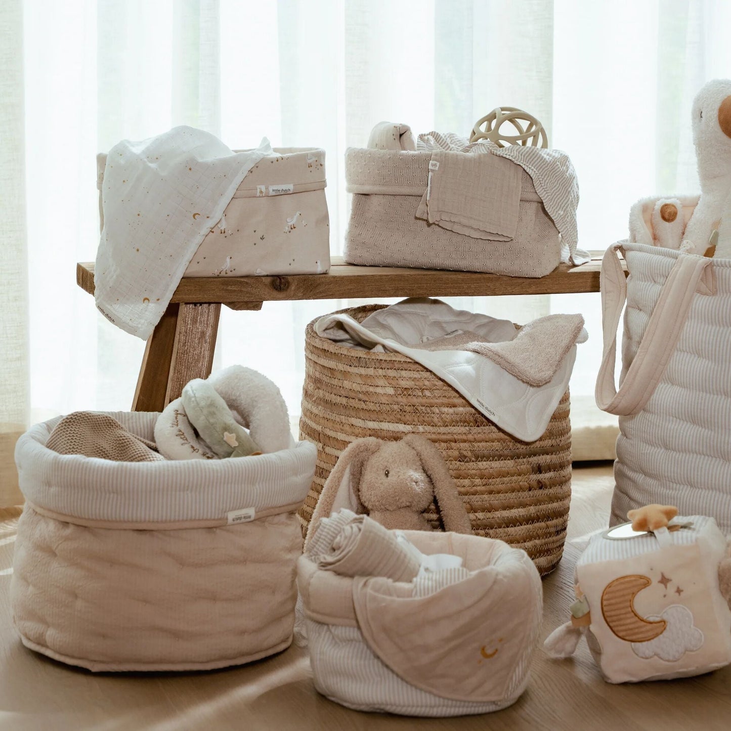 LITTLE DUTCH. Καλάθι αλλαξιέρας πλεκτό μεγάλο Pure Soft Beige