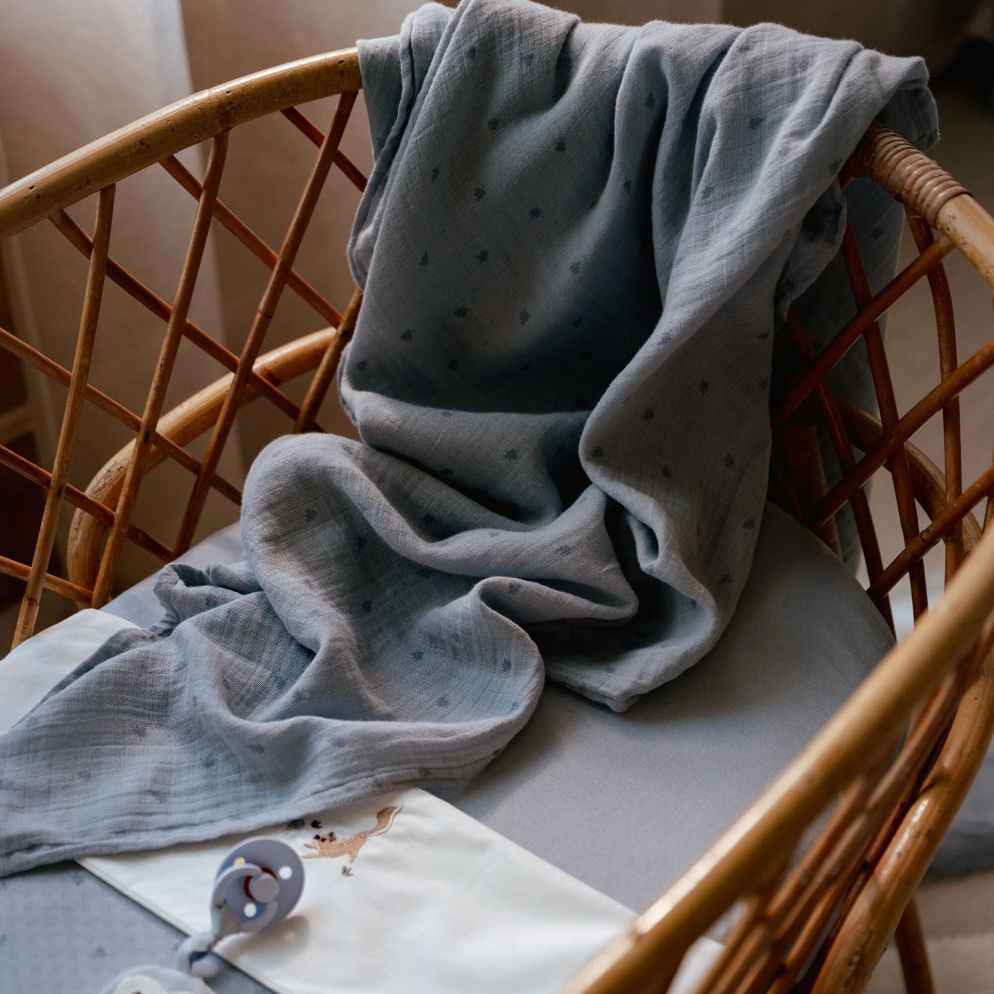 LITTLE DUTCH. Σετ 2 πανάκια αγκαλιάς από μουσελίνα Pure Denim Blue 70x70