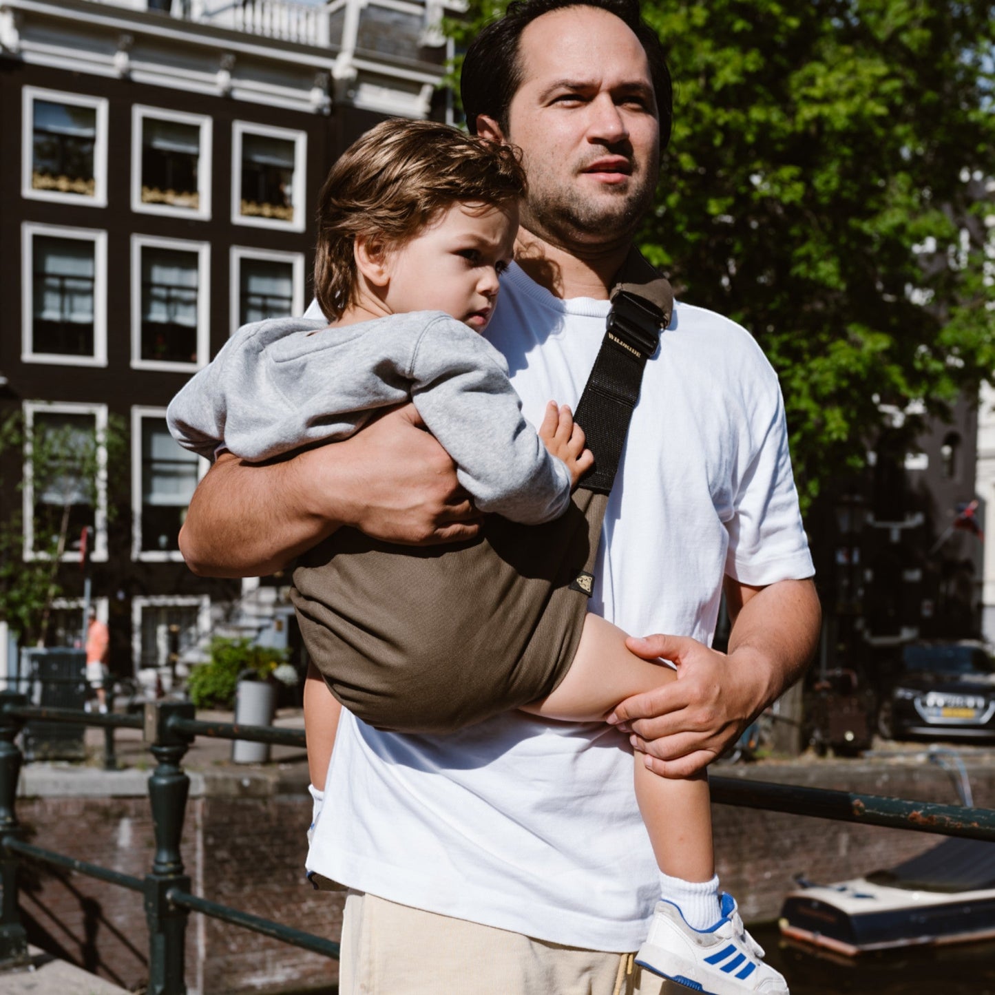 WILDRIDE. Μάρσιπος αγκαλιάς για νήπια Coffee