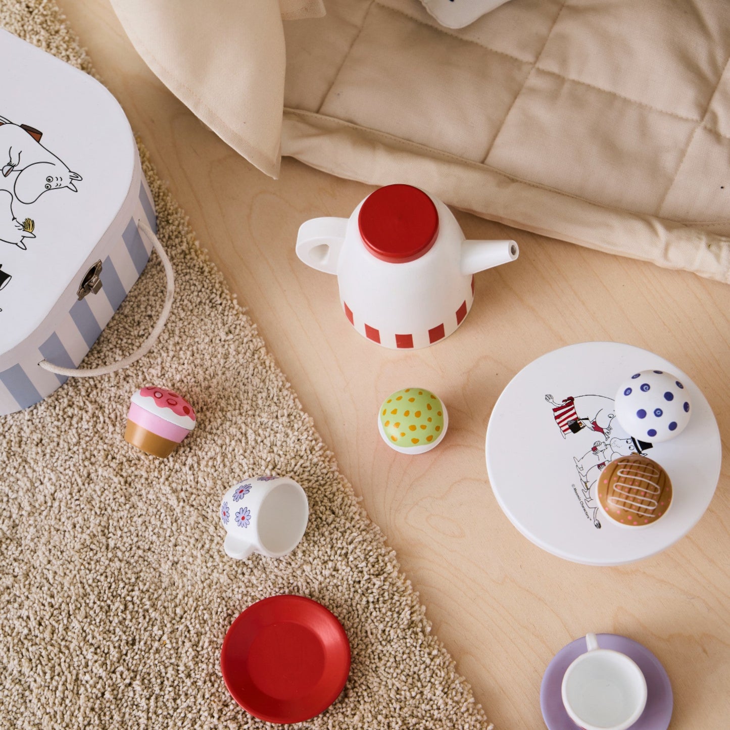 KIDS CONCEPT. Ξύλινο σετ καφέ MOOMIN