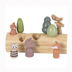 Egmont Toys.Ζωάκια σε κούτσουρο