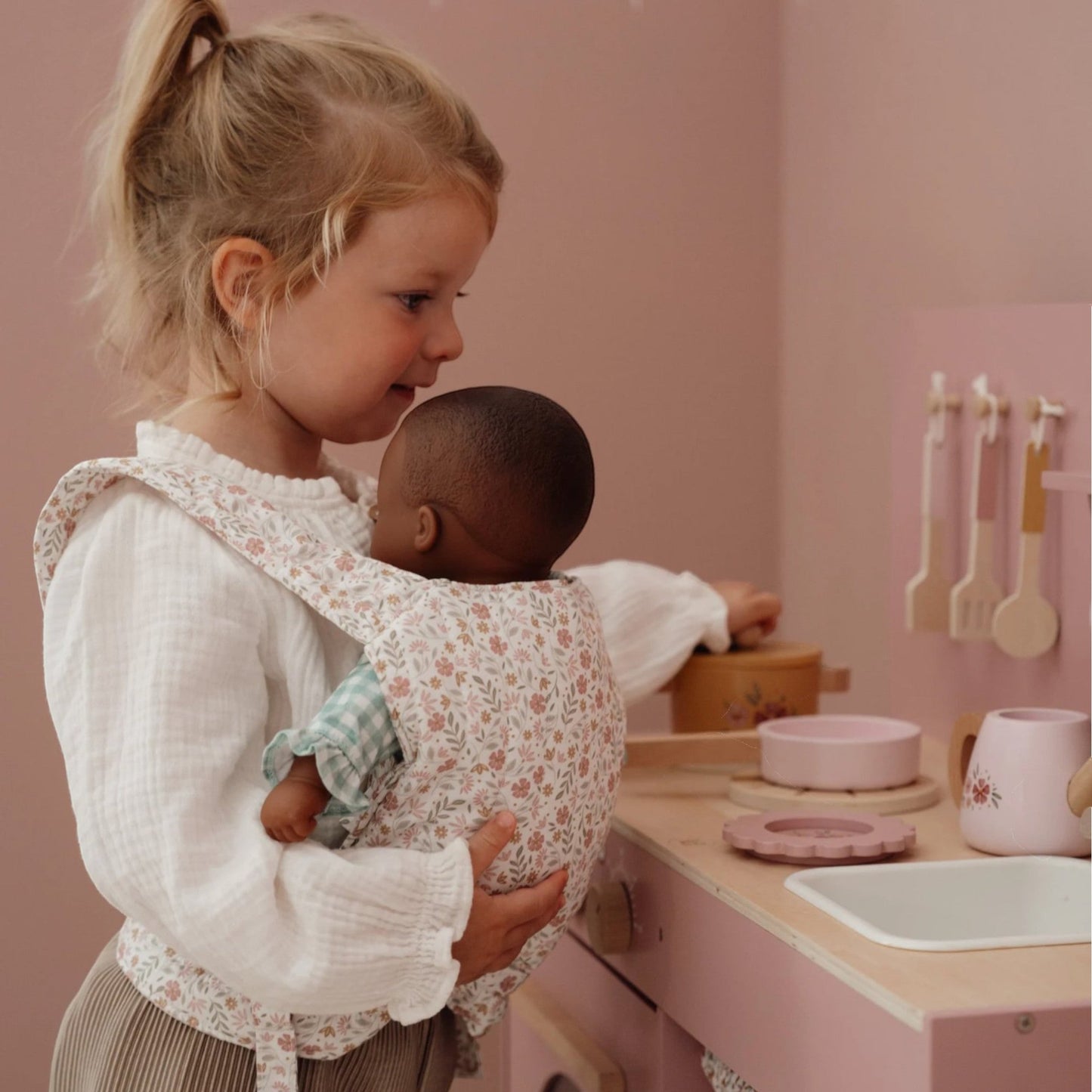 LITTLE DUTCH. Μάρσιπος για κούκλες