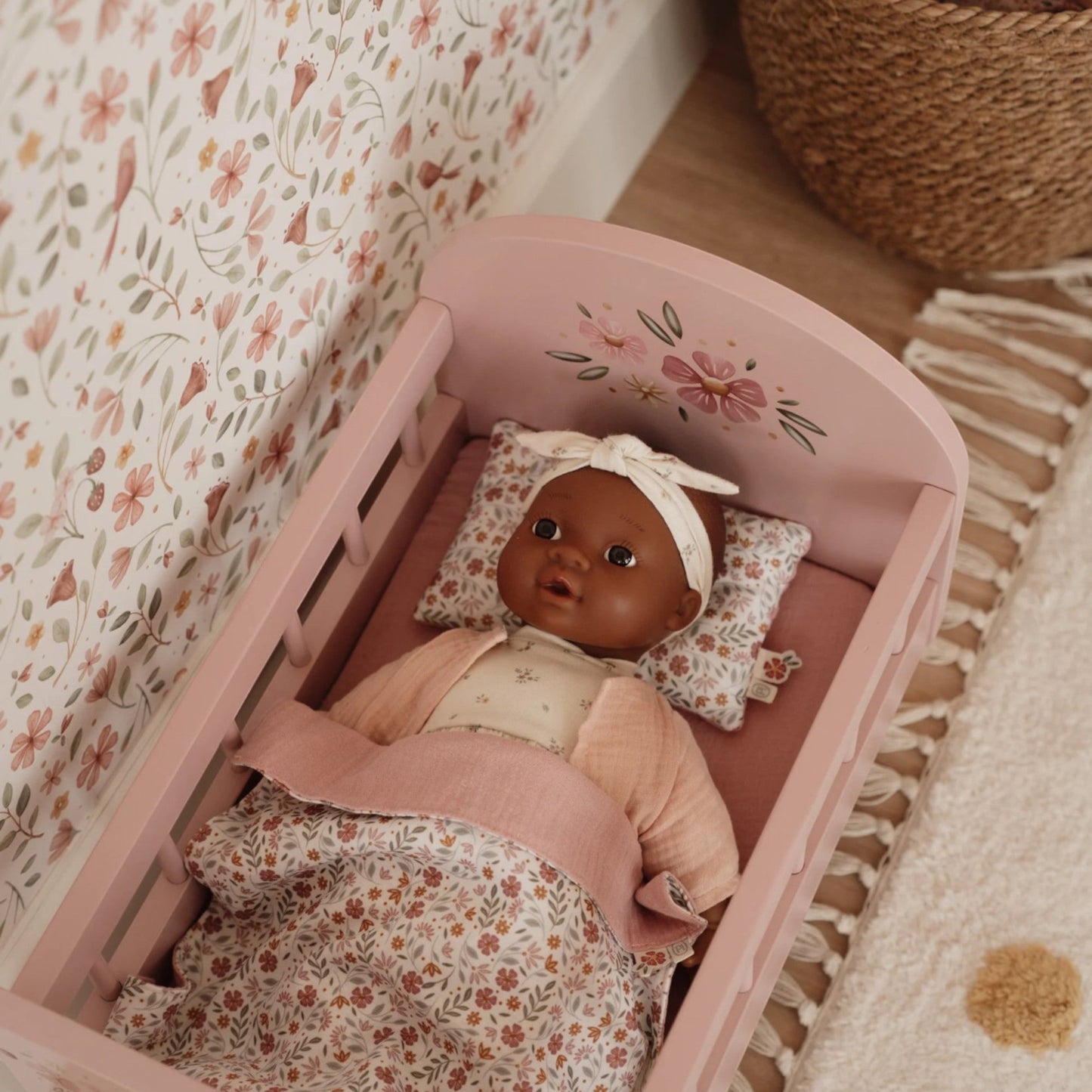 LITTLE DUTCH. Ξύλινο κρεβατάκι για κούκλες FSC