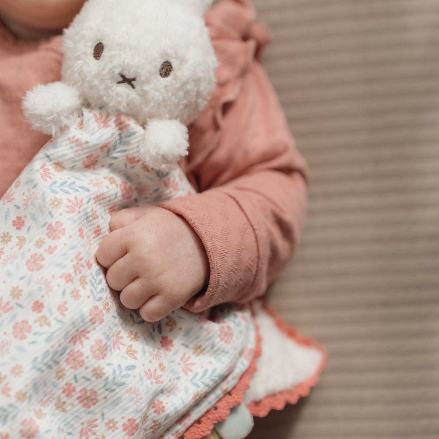 LITTLE DUTCH. Υφασμάτινο ντουντού Miffy - Lucky Blossom GR