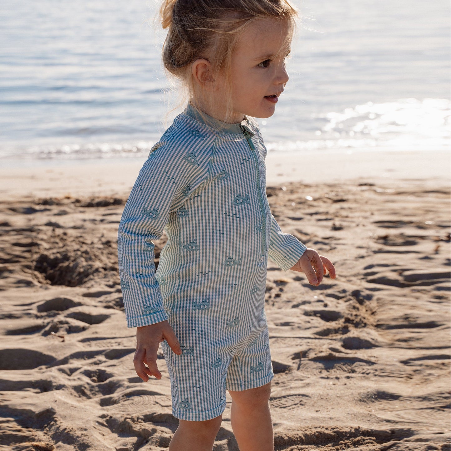 LITTLE DUTCH. Ολόσωμο μακρυμάνικο μαγιό Ocean Adventure