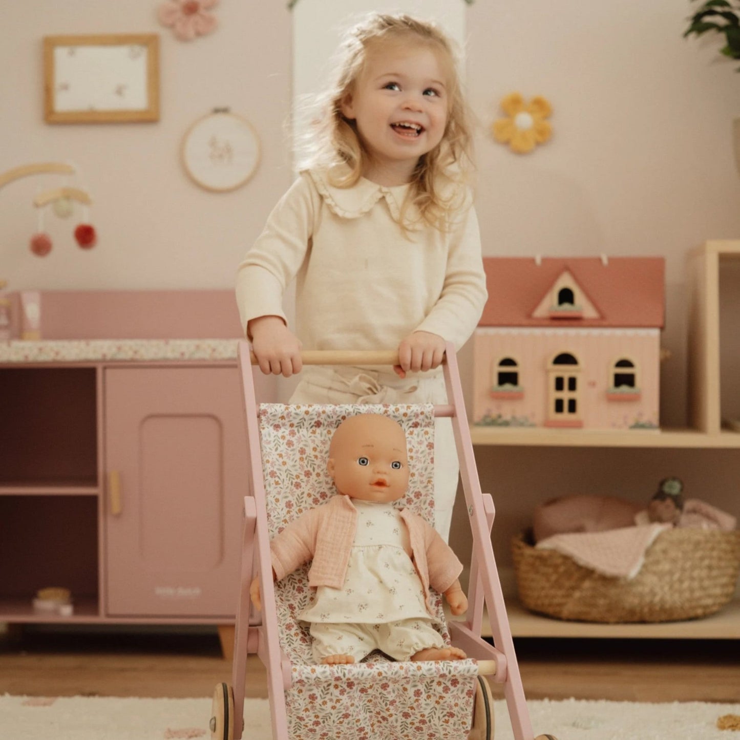 LITTLE DUTCH. Ξύλινο καρότσι για κούκλες FSC