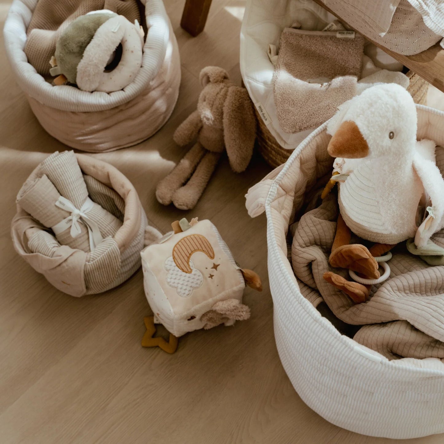 LITTLE DUTCH. Καλάθι αποθήκευσης μεγάλο Pure Soft Beige Stripe