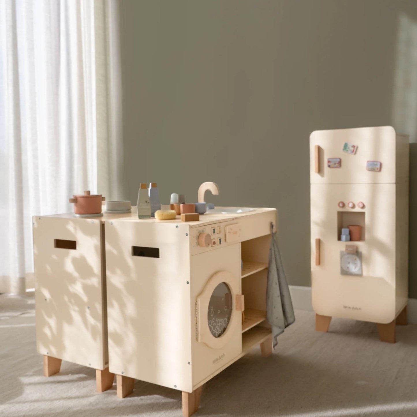 LITTLE DUTCH. Ξύλινο πλυντήριο ρούχων FSC Limited Edition