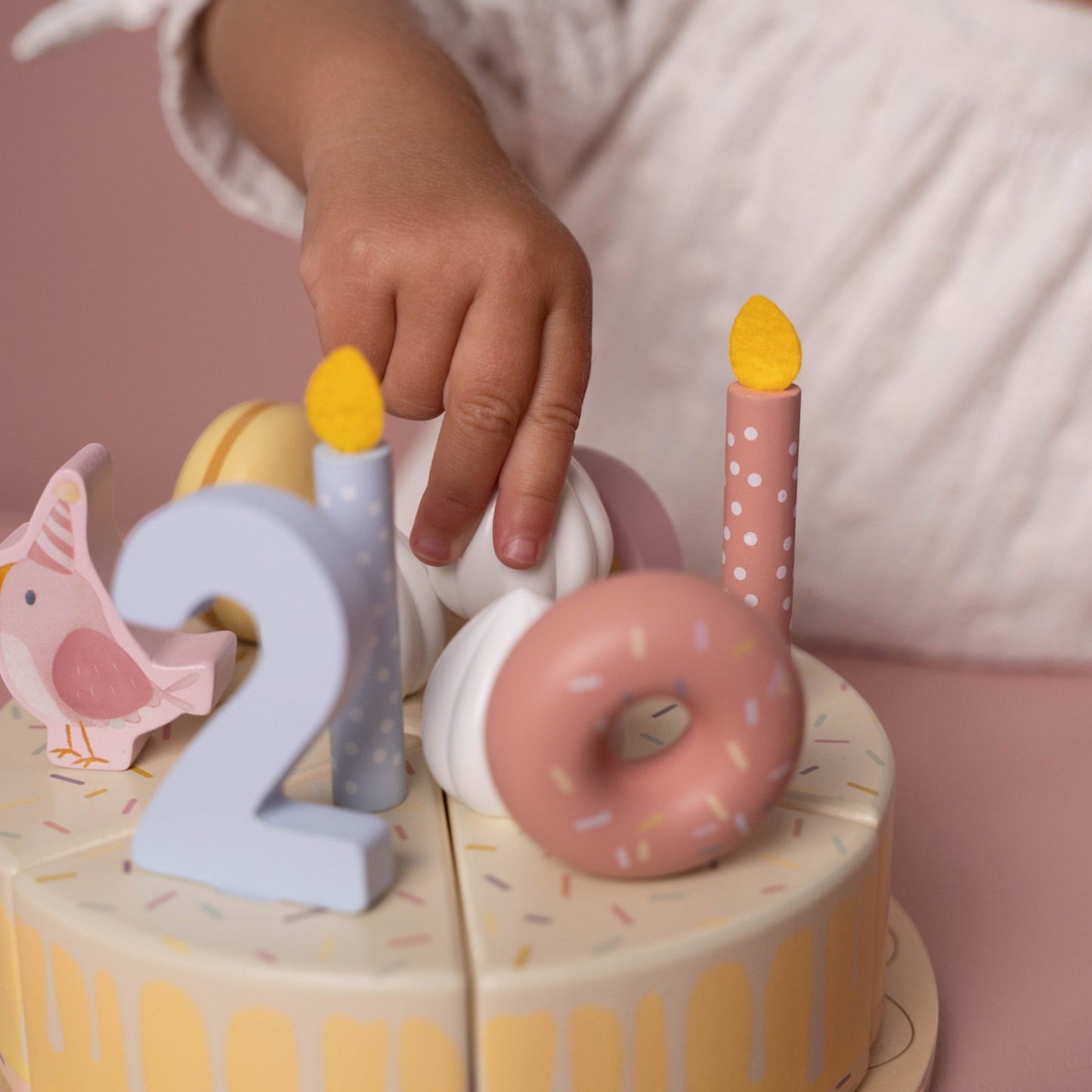 LITTLE DUTCH. Little Dutch Wooden birthday cake pink FSC