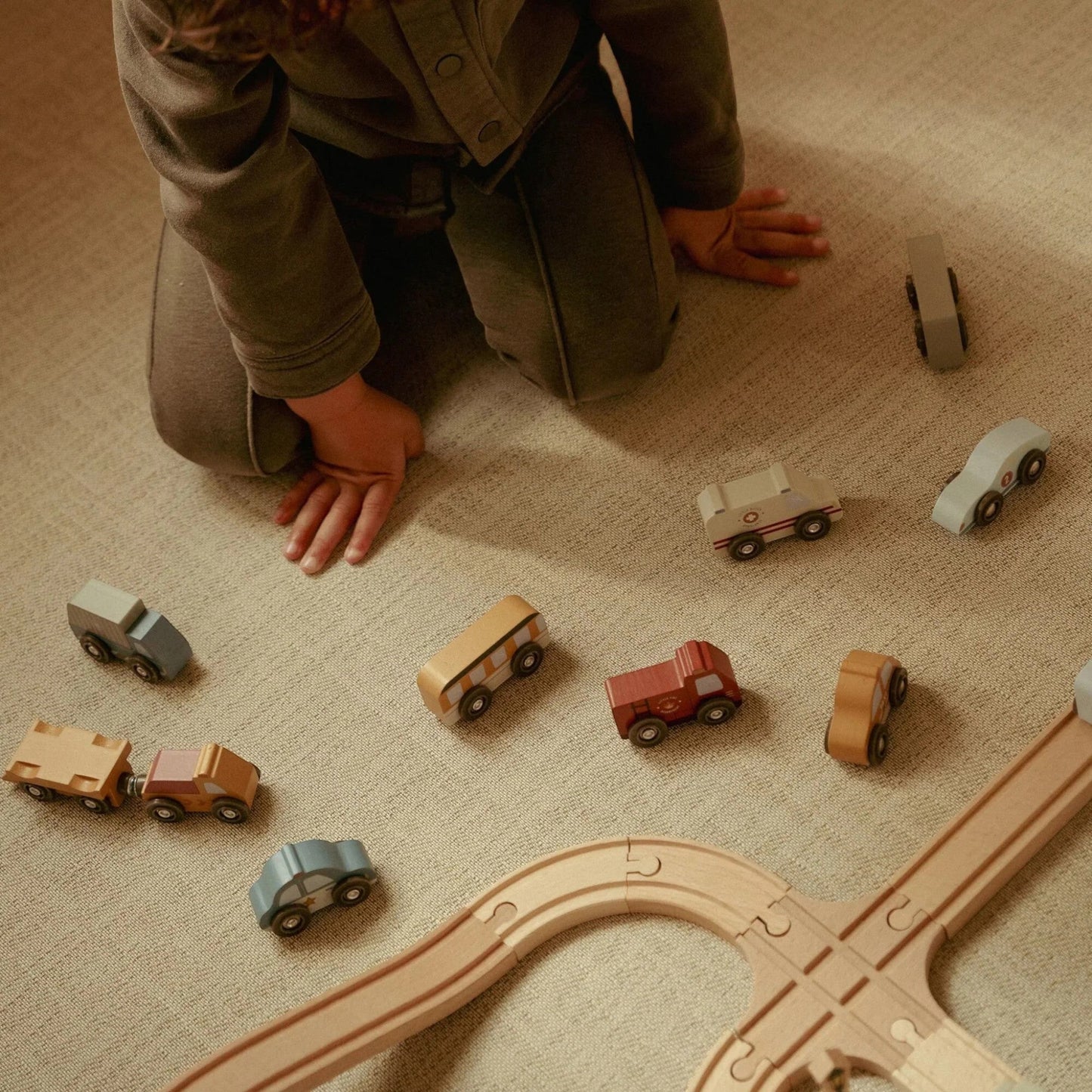 LITTLE DUTCH. Σετ ξύλινων οχημάτων παιχνιδιού FSC