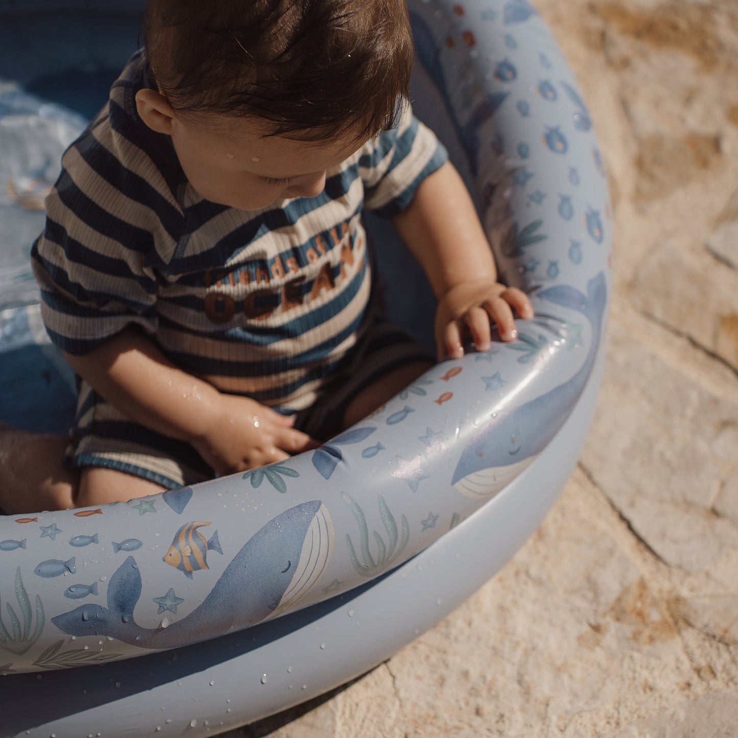 LITTLE DUTCH. Ολόσωμο κοντομάνικο μαγιό Ocean Blue Stripes