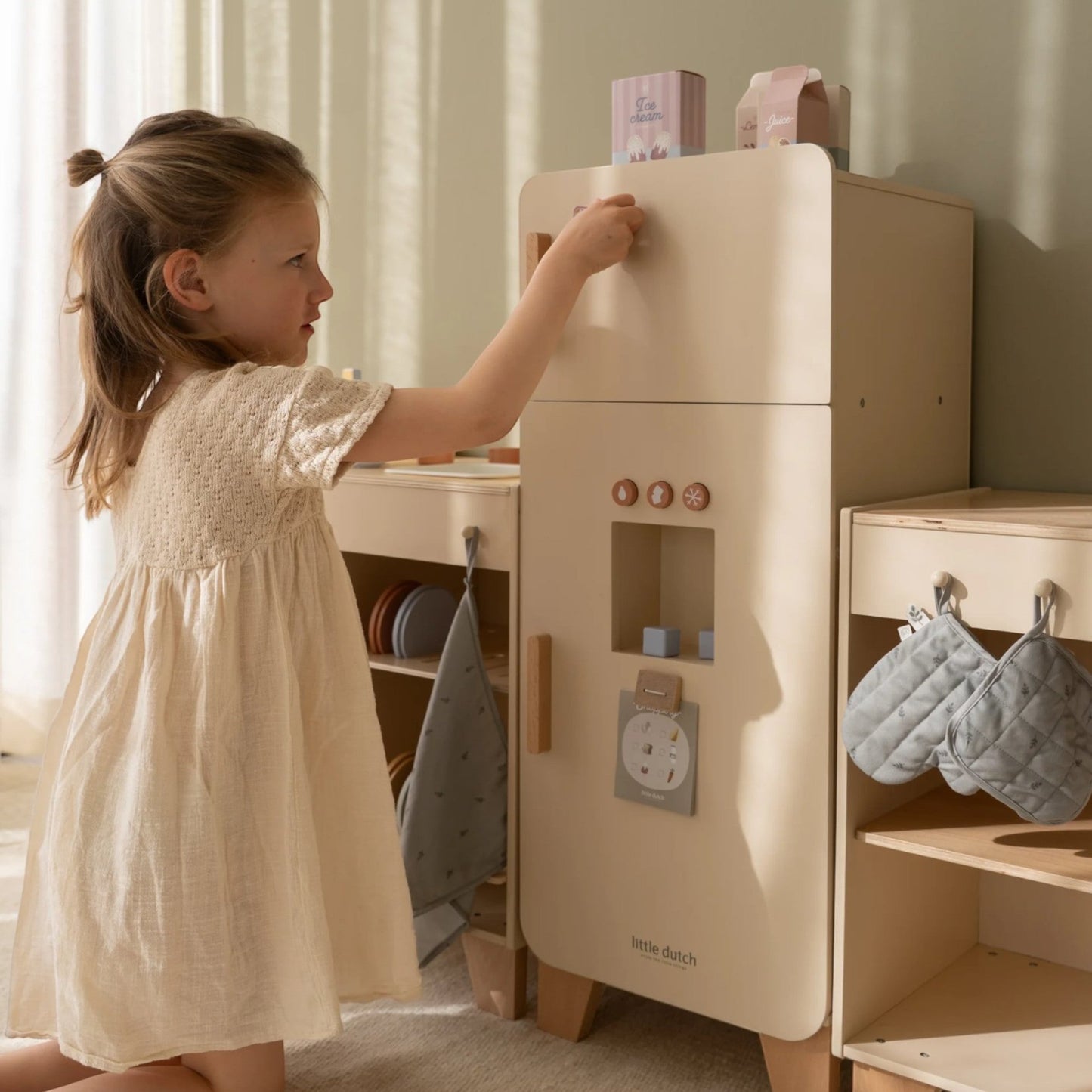 LITTLE DUTCH. Ξύλινο ψυγείο FSC Limited Edition