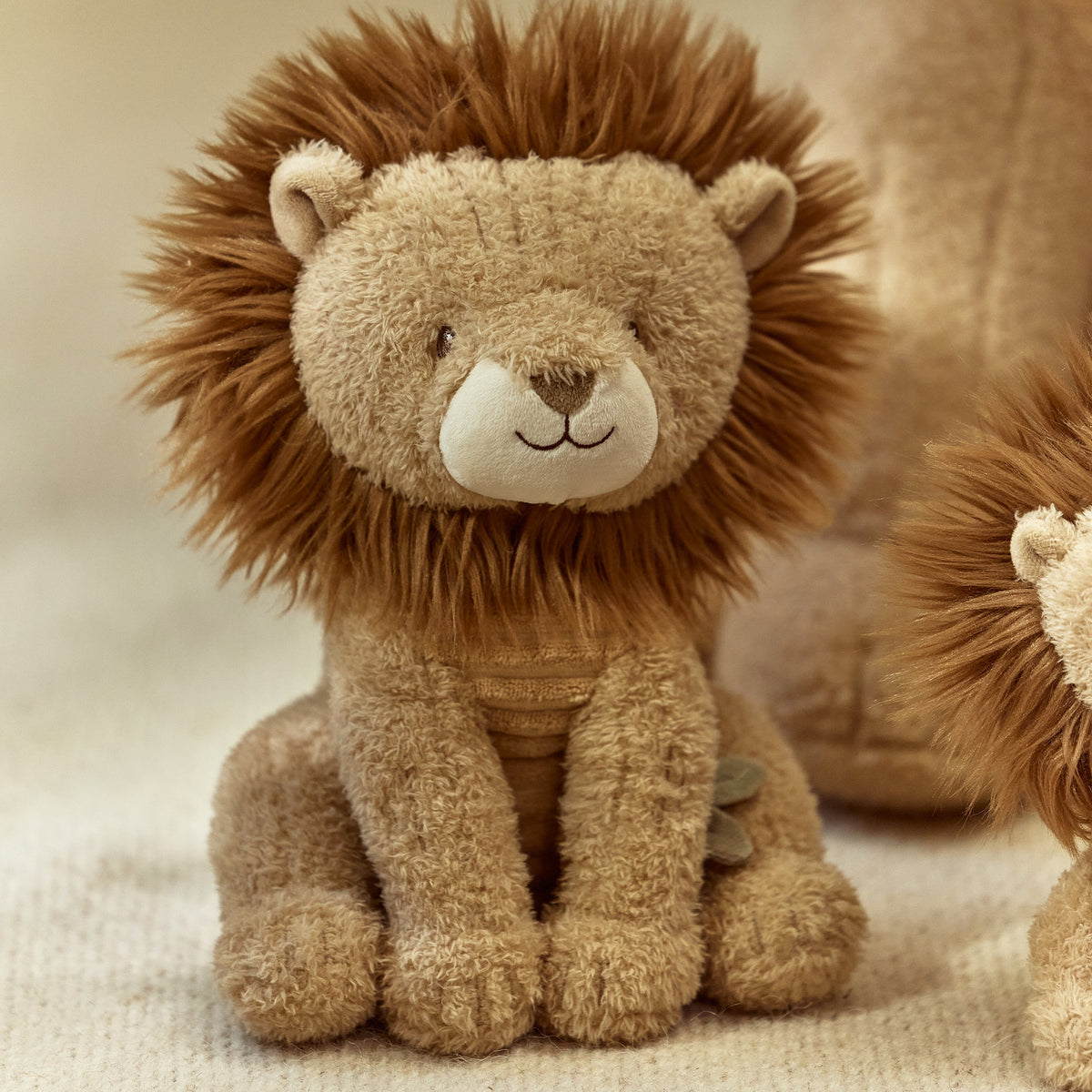 LITTLE DUTCH. Υφασμάτινο λιονταράκι Safari Friends 25εκ. GRS