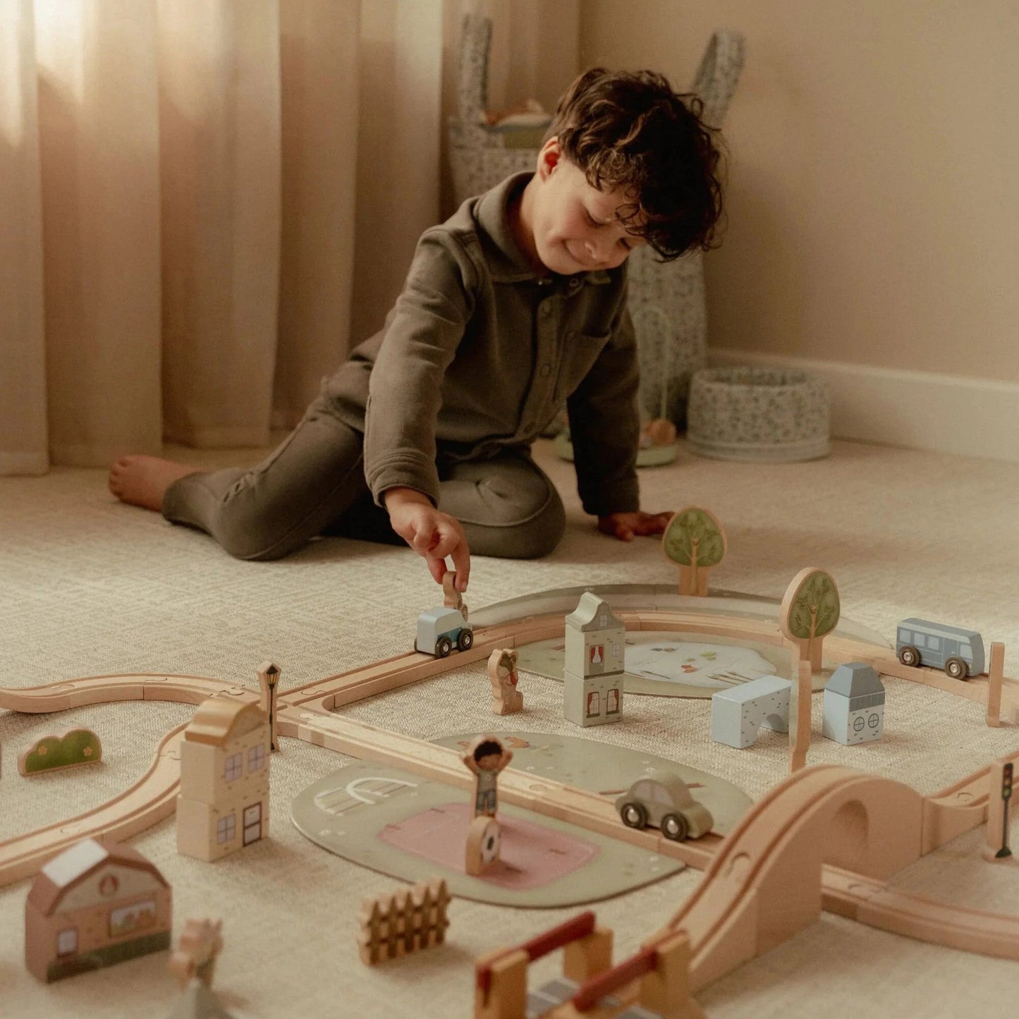 LITTLE DUTCH. Σετ παιχνιδιού τρενάκι με ράγες και οχήματα XL FSC