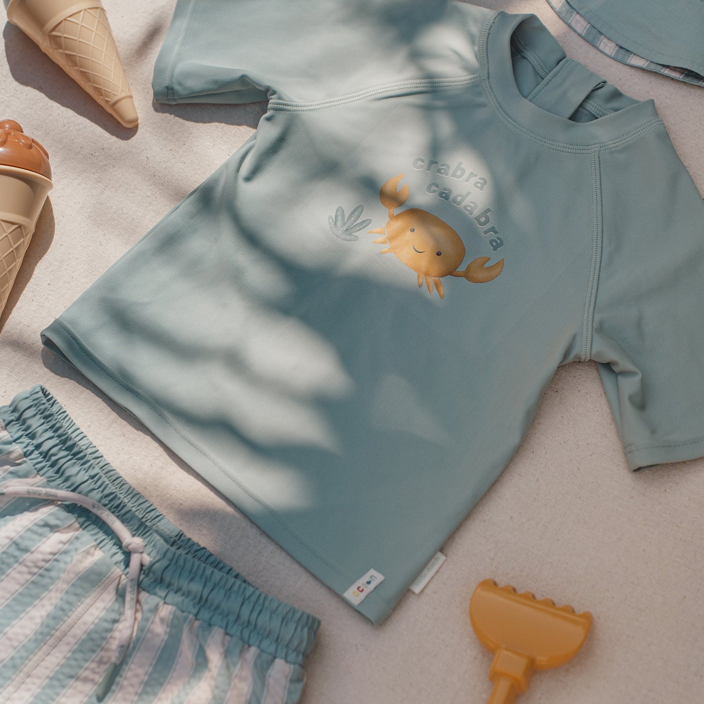 LITTLE DUTCH. Παιδικό μαγιό βερμούδα για αγόρια Ocean Surf Stripes