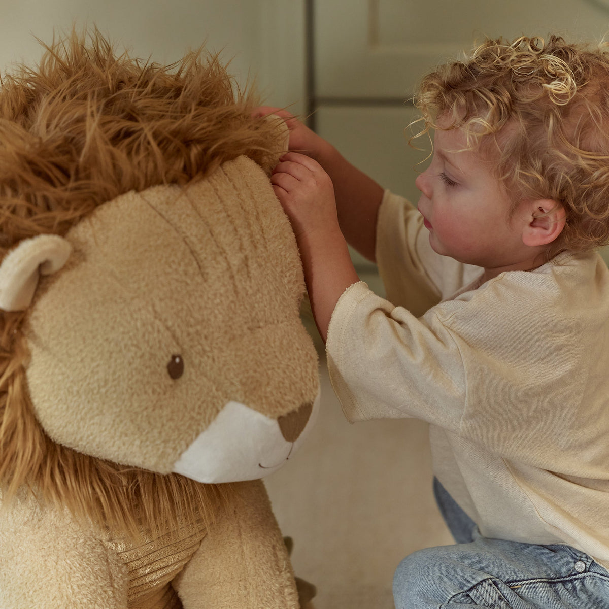 LITTLE DUTCH. Υφασμάτινο λιονταράκι Safari Friends 60εκ. GRS