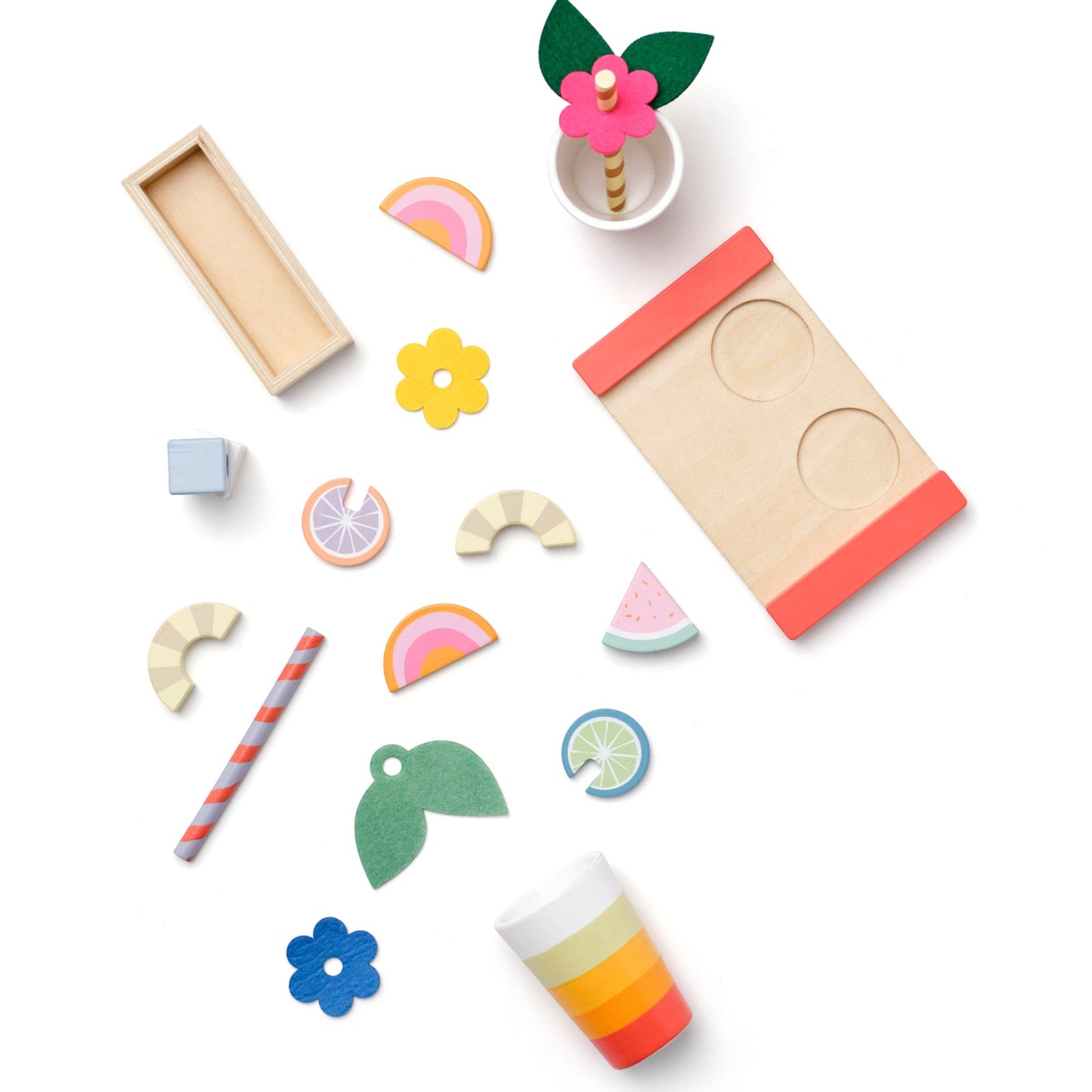 KIDS CONCEPT. Ξύλινο σετ παιχνιδιού με φρουτοποτά KID'S HUB