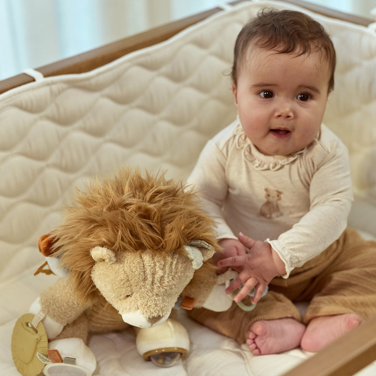 LITTLE DUTCH. Υφασμάτινο λιονταράκι δραστηριοτήτων Safari Friends GRS