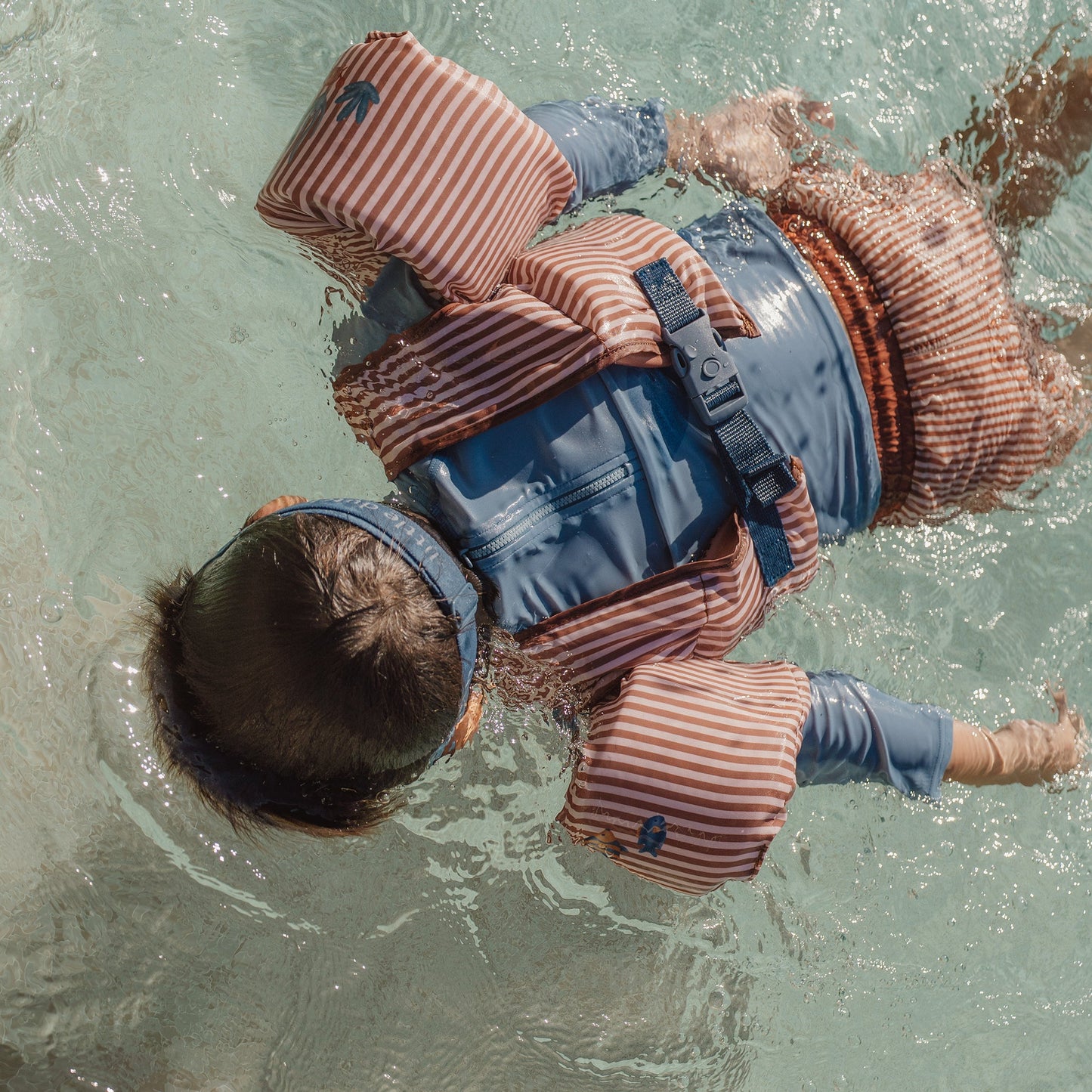 LITTLE DUTCH. Παιδικό μαγιό βερμούδα για αγόρια Ocean Brown Stripes