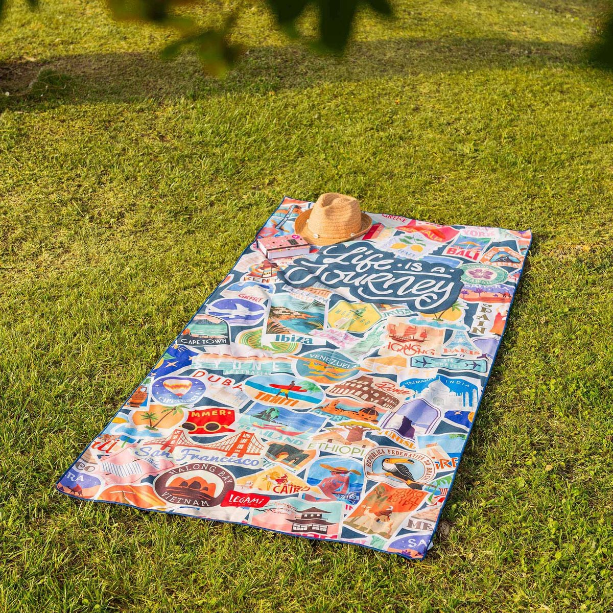 Legami. Travel Stickers Beach Towel