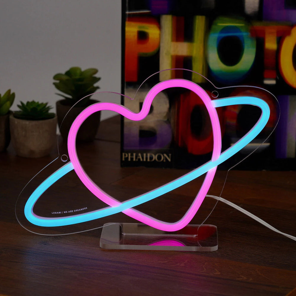 Legami. Neon-Effect LED Lamp - Planet Heart - It's a Sign