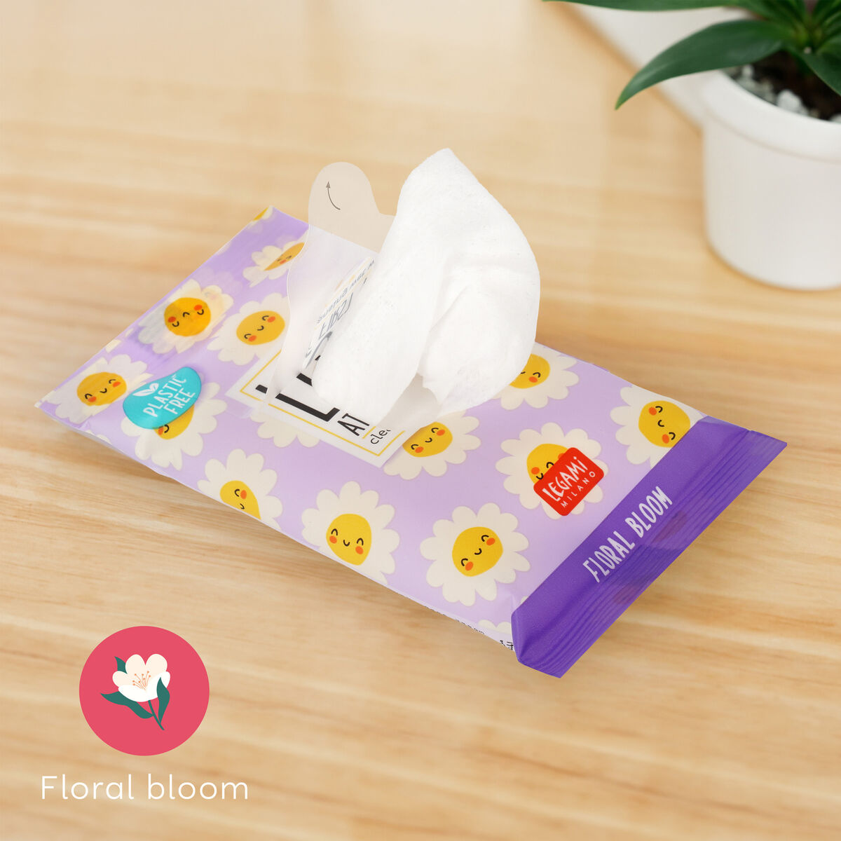 Legami 10 Daisy Wet Wipes - Love At First Wipe