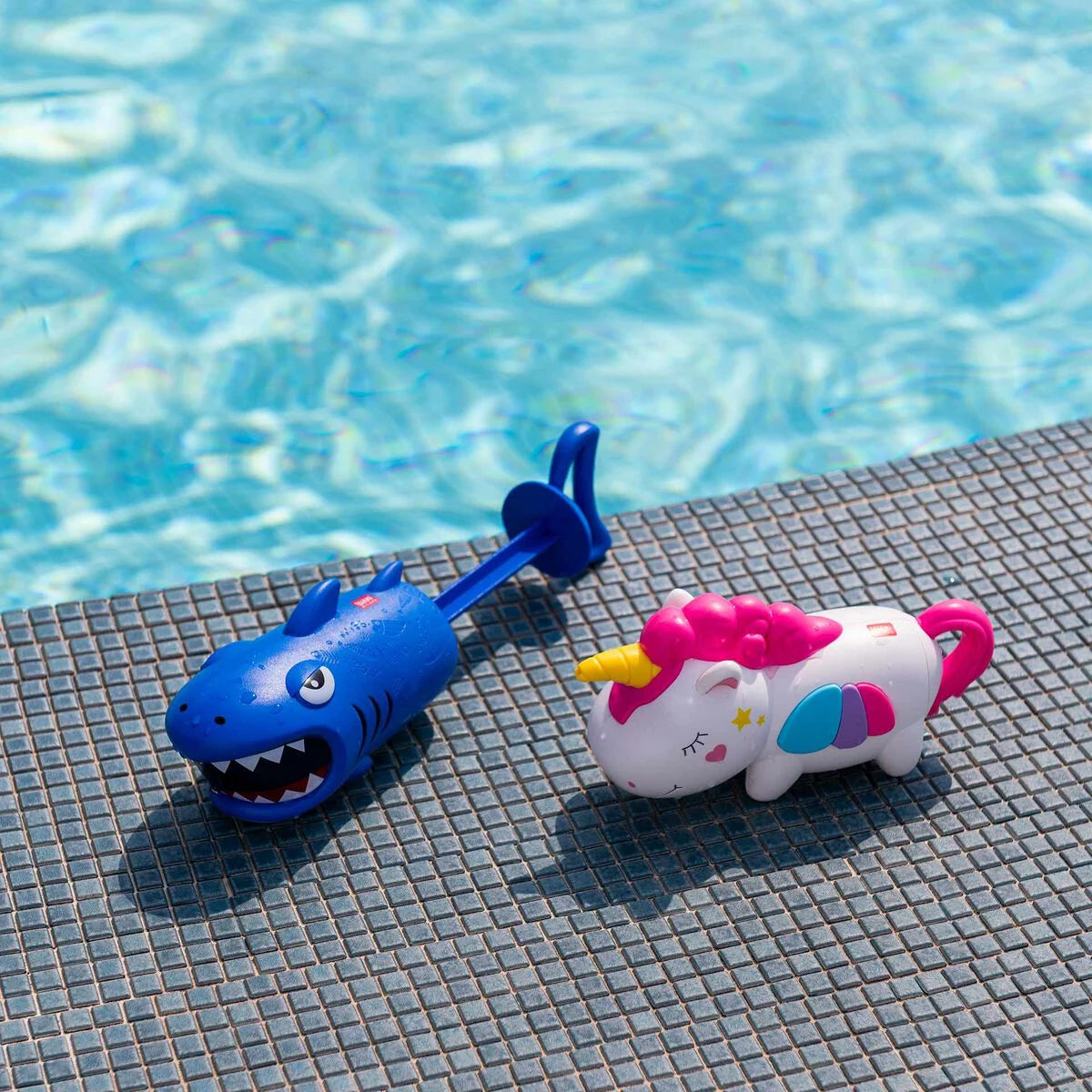 Legami. Water Blaster - Unicorn
