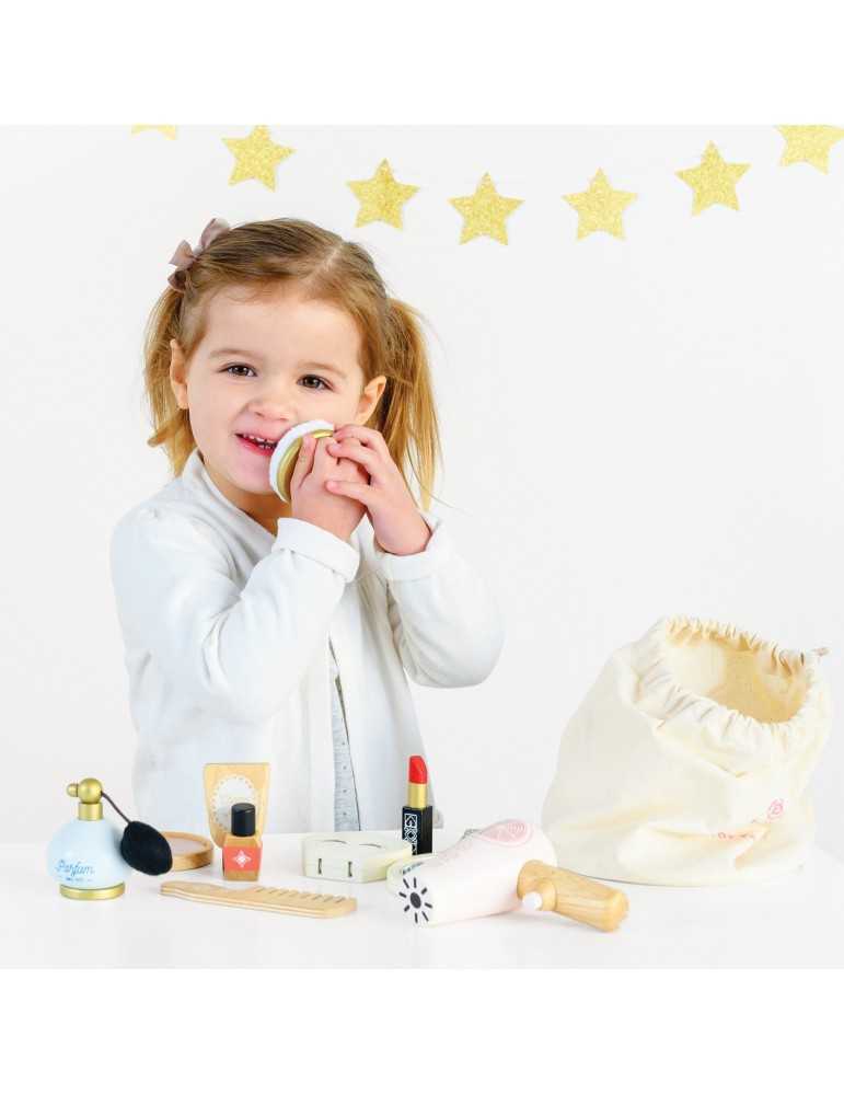 Le Toy Van. BEAUTY STAR BAG SET 9