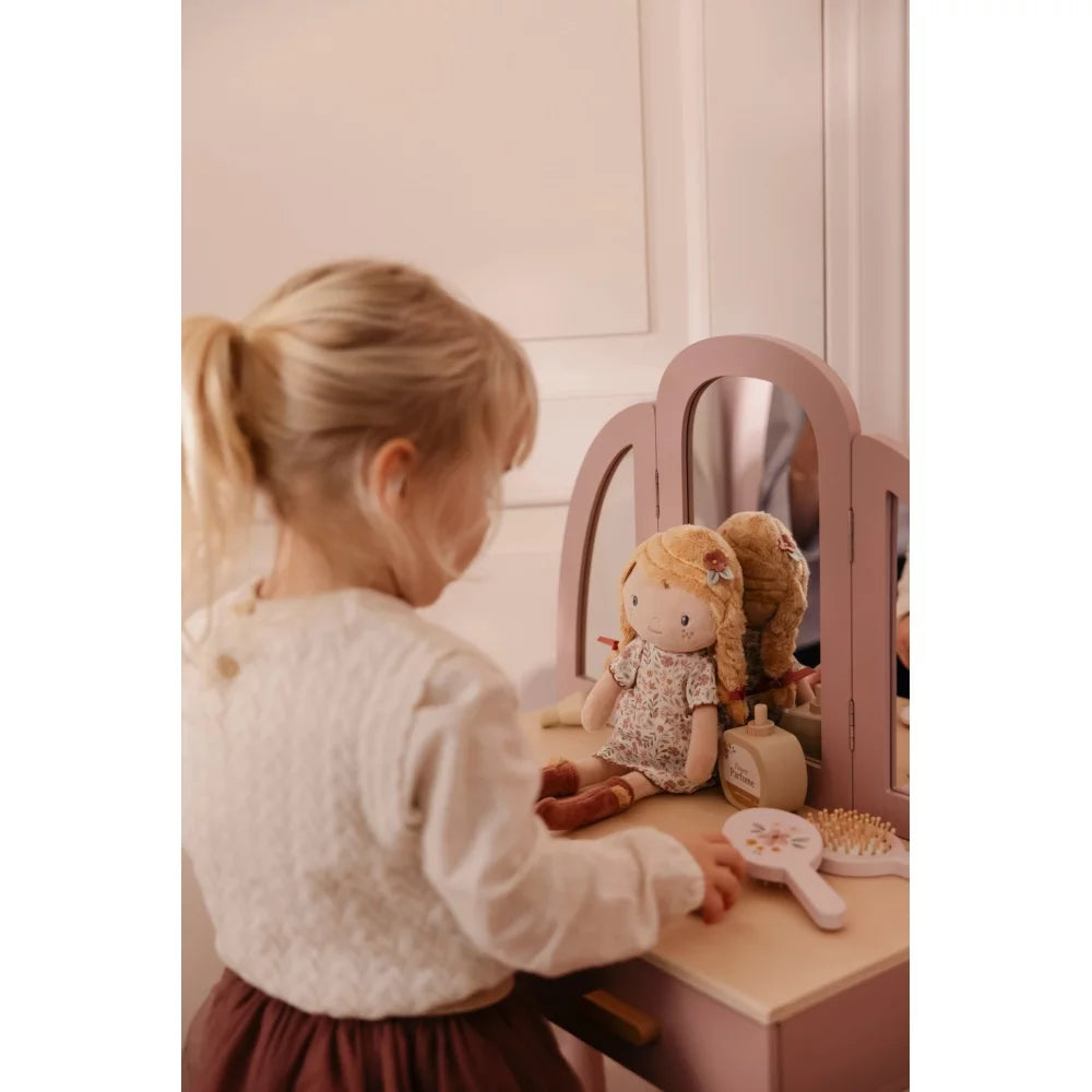 LITTLE DUTCH. Κούκλα Julia (35 εκ.)