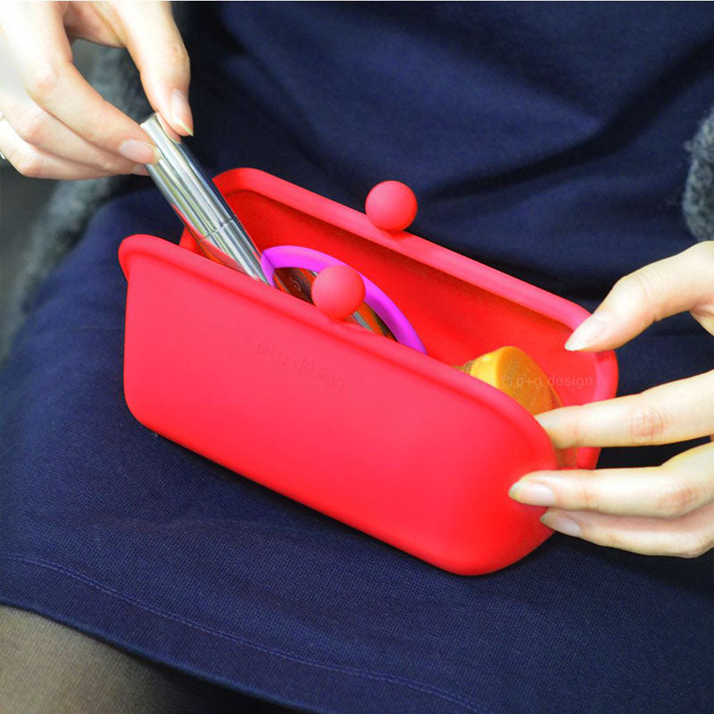 PG DESIGN. ΤΣΑΝΤΑΚΙ ΑΠΟ ΣΙΛΙΚΟΝΗ – MACHI (ΚΟΚΚΙΝΟ)